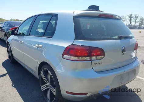 2012 Volkswagen Golf 2.5L 4-Door z USA, uszkodzony, nr VIN WVWDB7AJ5CW238990